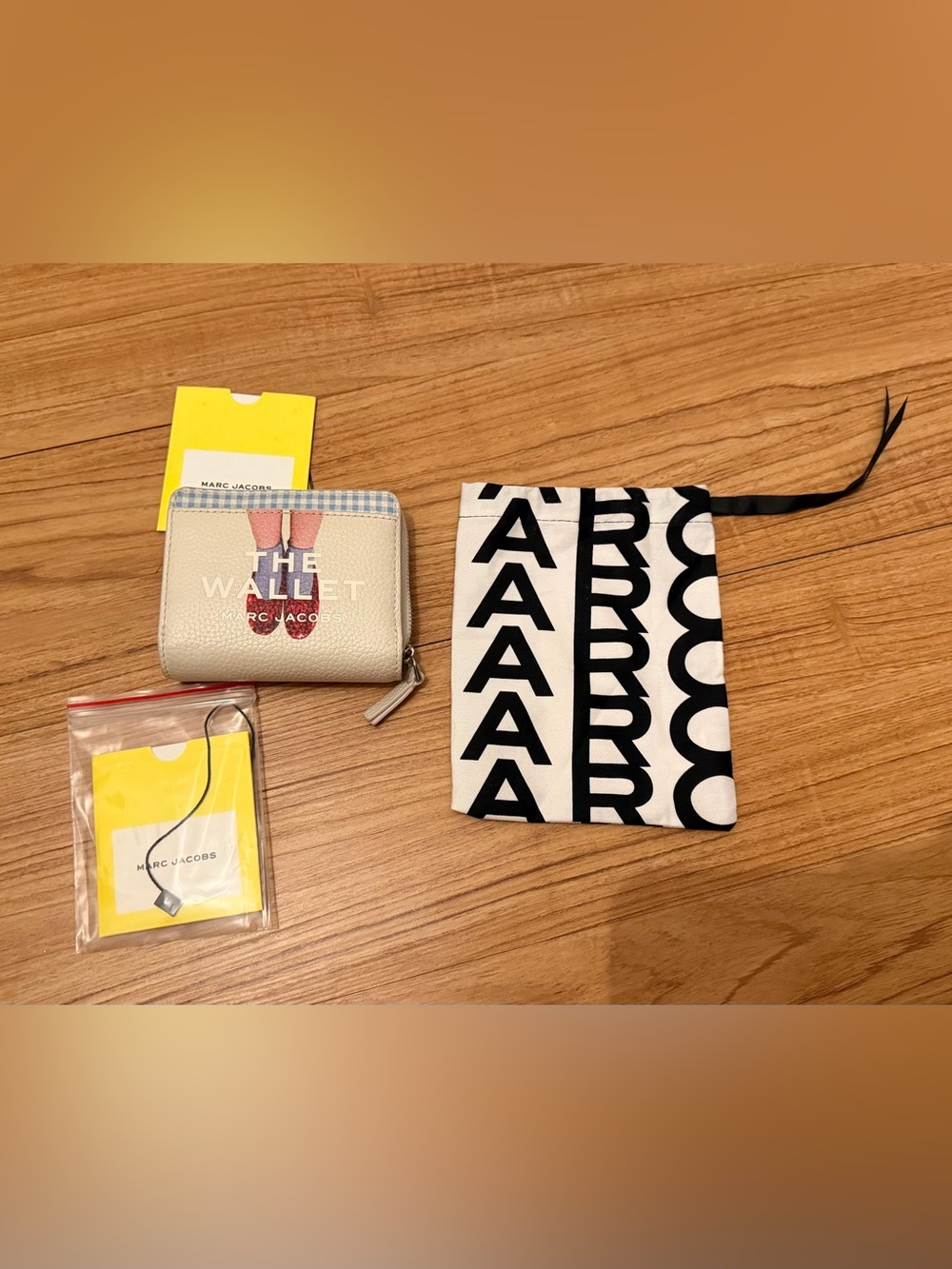 Marc Jacobs Limited EditionThe Wizard of oz The Wallet